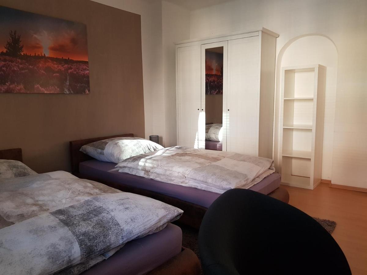 Apartment Am Suedpark Erfurt - Inkl Garten Mit Sitzlounge - Zentrumsnah Exteriör bild