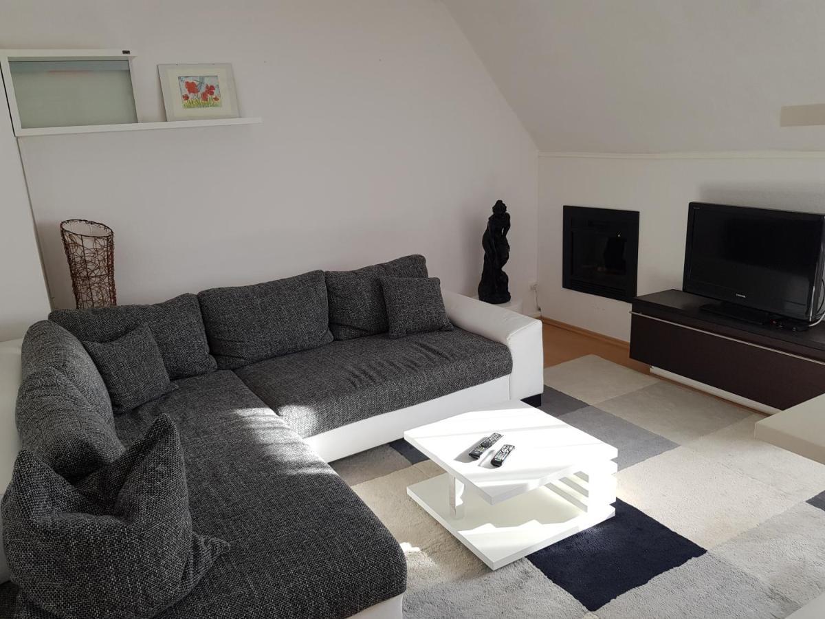 Apartment Am Suedpark Erfurt - Inkl Garten Mit Sitzlounge - Zentrumsnah Exteriör bild