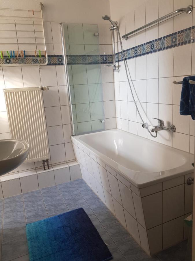 Apartment Am Suedpark Erfurt - Inkl Garten Mit Sitzlounge - Zentrumsnah Exteriör bild